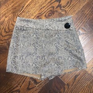 snake print skort